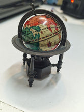 Sacapuntas de metal: Mapamundi esférico antiguo, colección miniatura Play Me